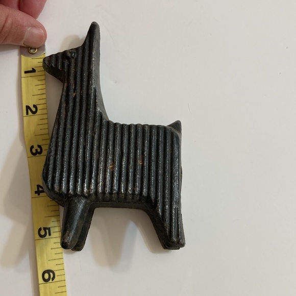 Cast iron Liam’s - Picture 7 of 9